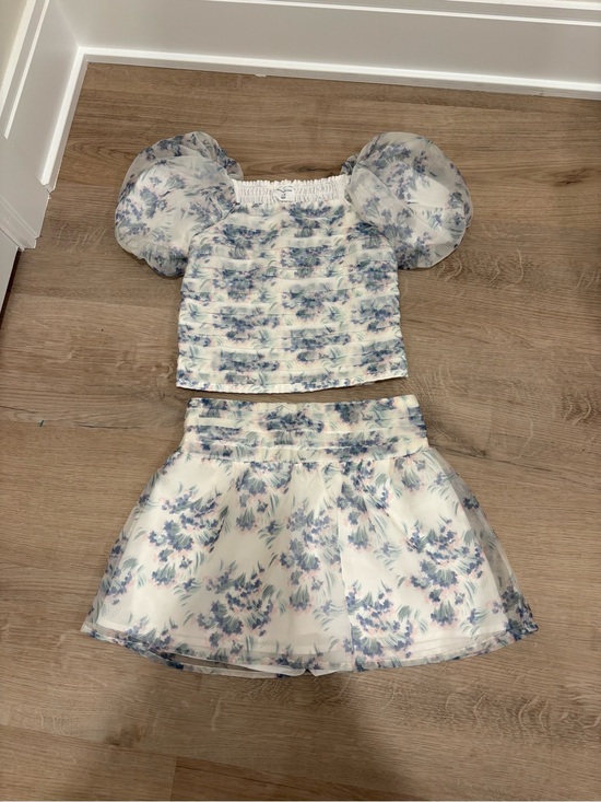 abercrombie kids Other - Abercrombie Kids Floral Skirt and Top Set Size 7/8